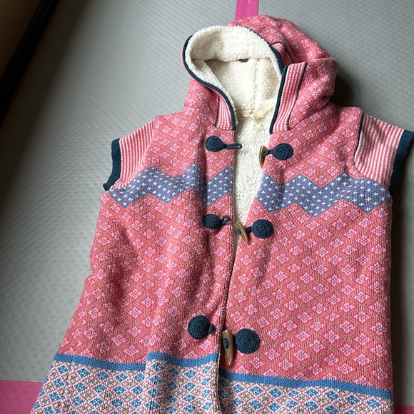 Matilda Jane Sherpa - Picture 1 of 1